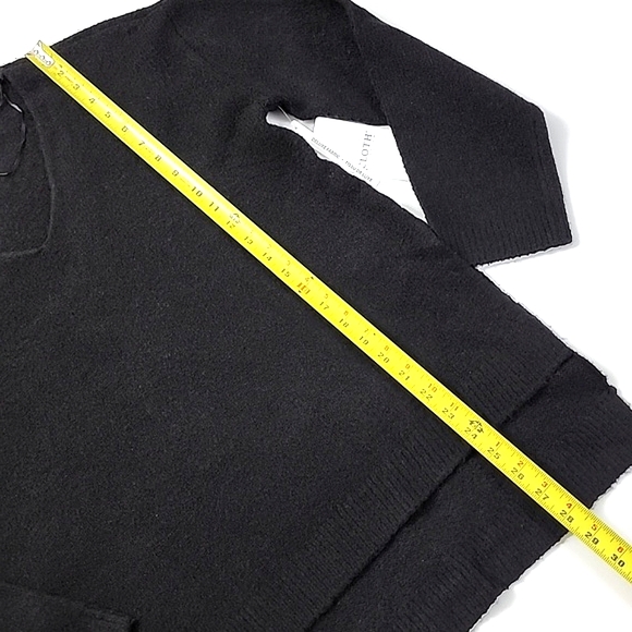 CLOTH by Design Women's Black High Low V-Neck Knit Soft Sweater Size Medium - Picture 10 of 11